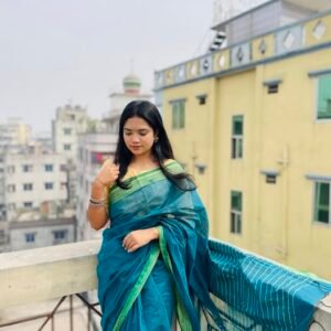 সি গ্রিন কালার শাড়ি